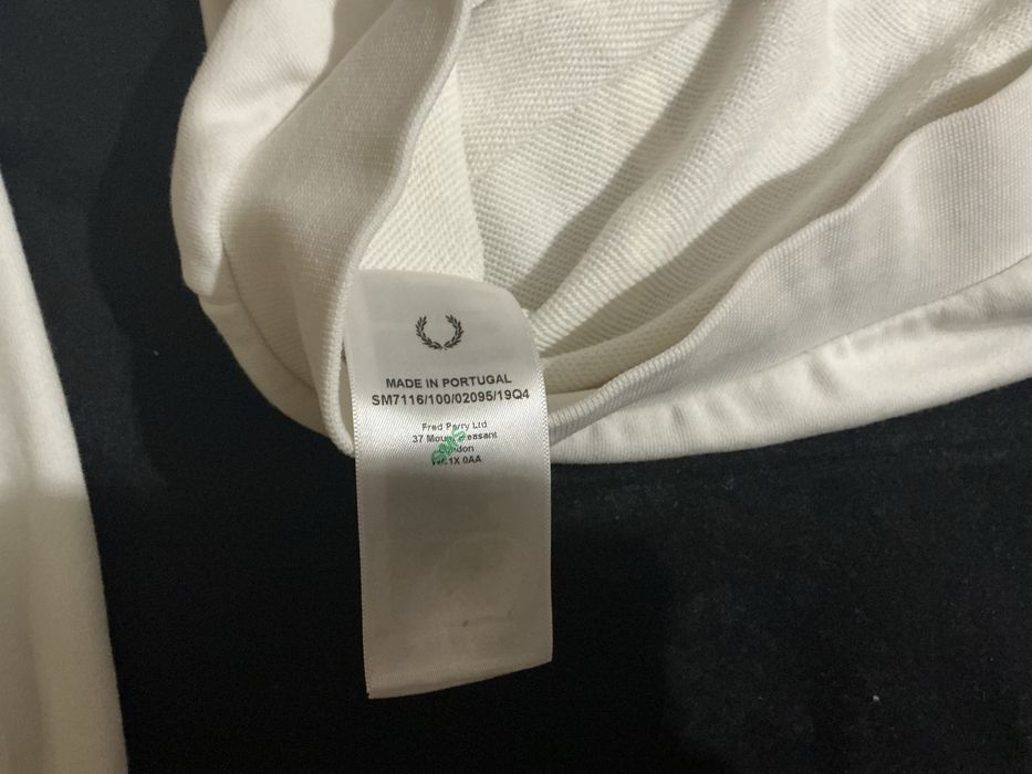 Лонгслив Fred Perry