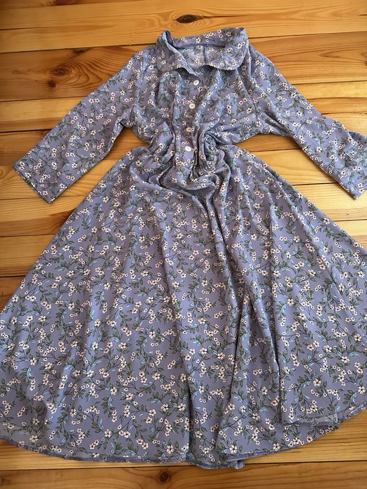 499 грн. Ніжна сукня з квітковим принтом. L-Xl