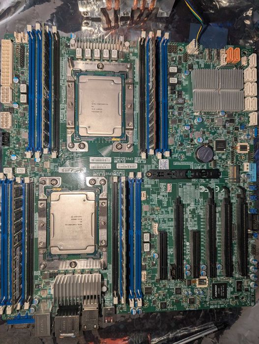 материнська плата Supermicro X11DAi-N. Під ремонт