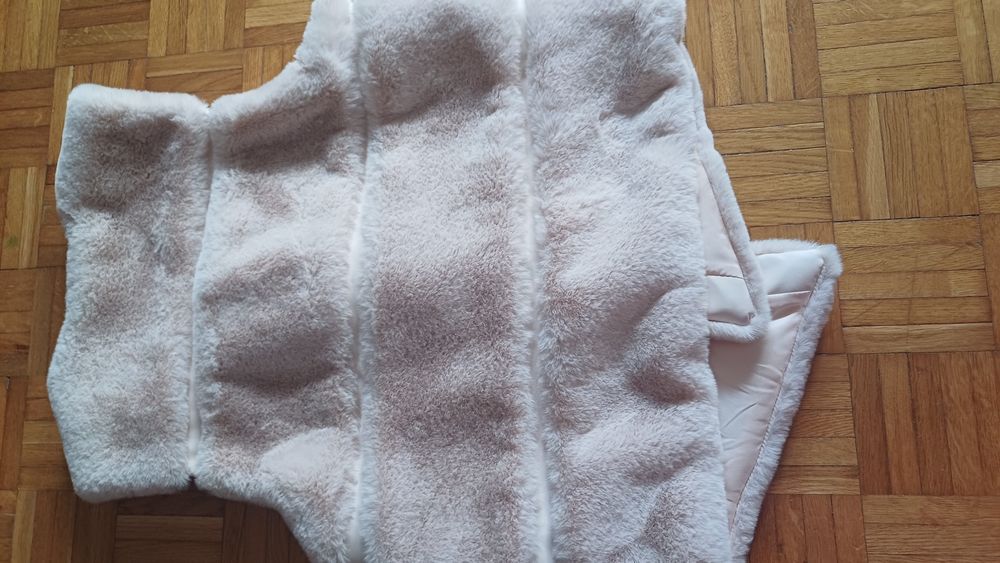 Kamizelka pluszowa brudny róż rozm.42