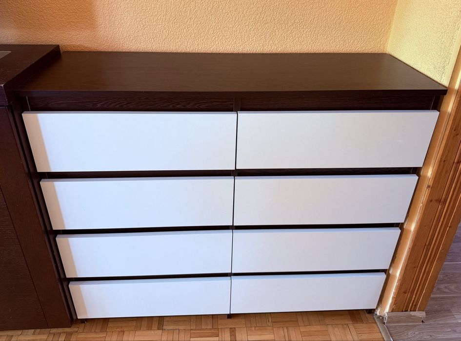 Komoda z szufladami