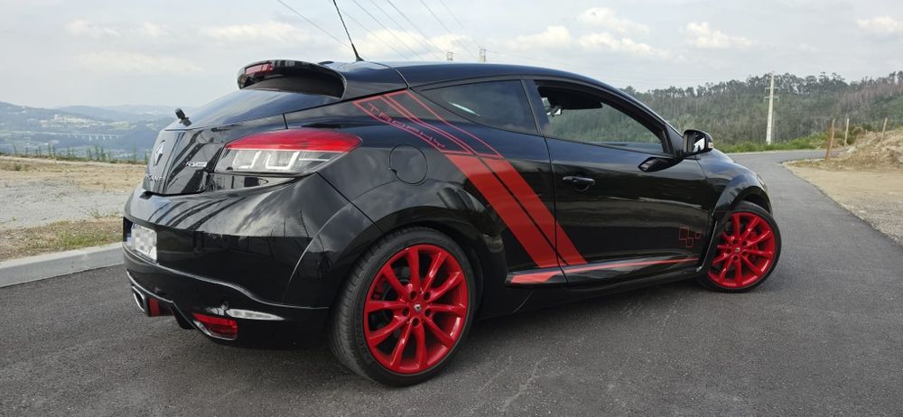 Megane iii rs chassis cup com 310 cv