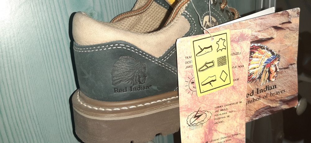 Red Indian  37 38 90s oldschool vintage retro granat deadstock 37 38