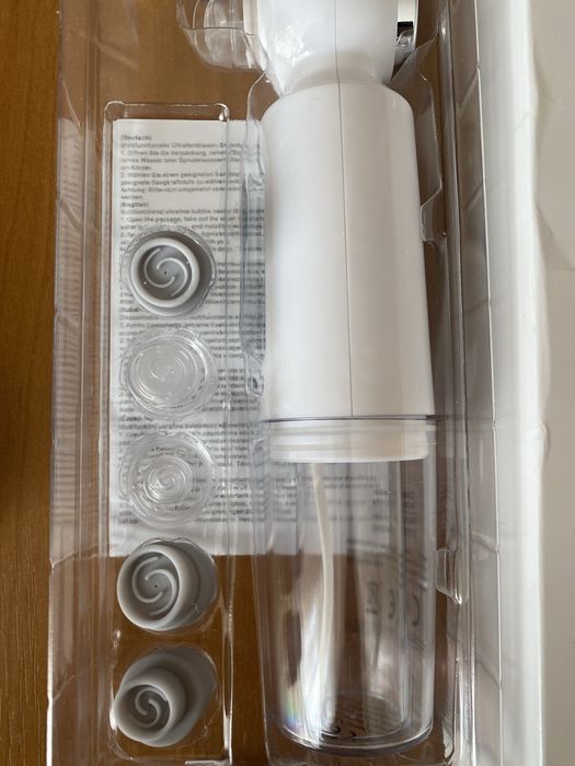 Апарат для гідропілінгу обличчя вакуумний з 6 насадками Білий