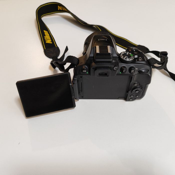 Nikon D5300 + obiektyw 18-55