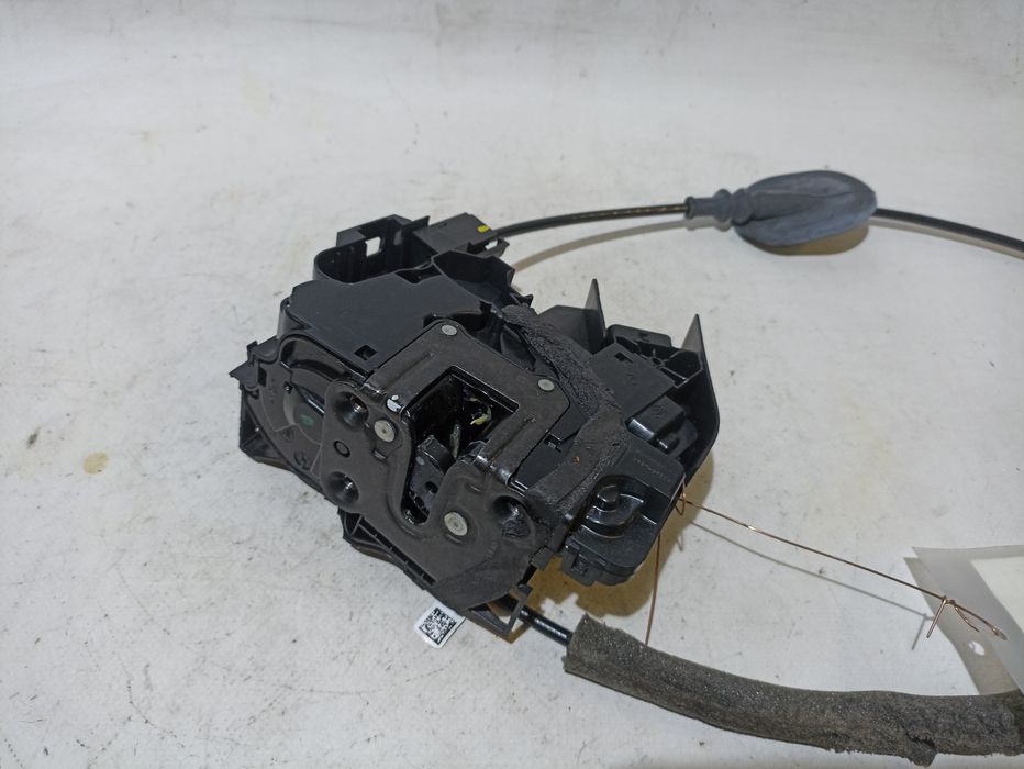 Fechadura / fecho porta frente direito RENAULT Megane IV Grandtour (K9