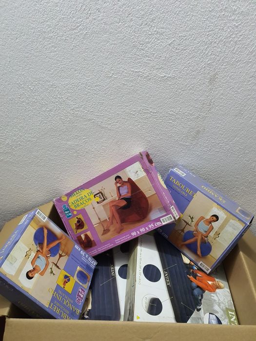 Cadeiras / Bancos Insufláveis – Novos na Caixa (Conforto & Design)