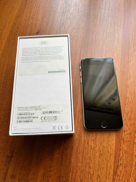 iPhone 6S з упаковкою