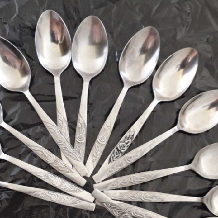 Столові ложки z trojandoyu.