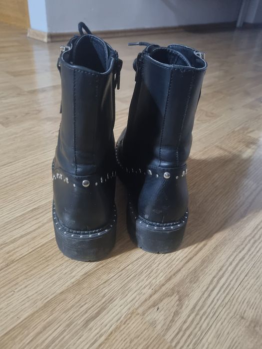botki 40 workery z ćwiekami czarne wysokie