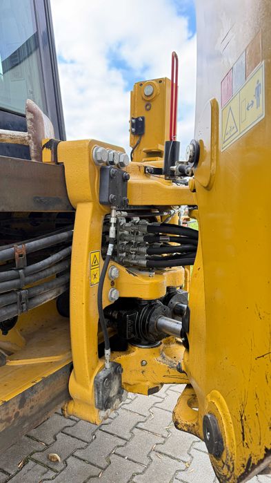 CAT 432 (2020 р.) – ідеальний стан – 5859 м/г – доставка з Польщі