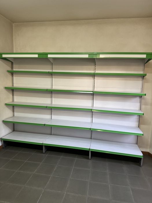 Prateleiras de Supermercado
