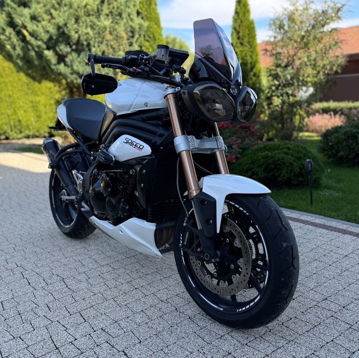 Triumph Speed Triple 1050