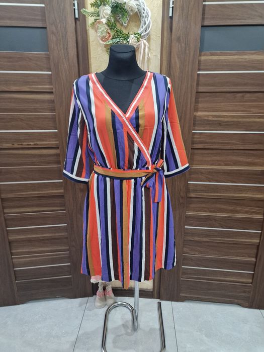 Nowa sukienka paski damska M