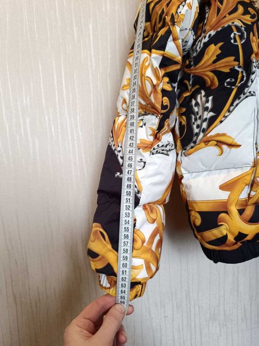 Пуховик Versace с принтом Barocco Acanthus  унисекс, XXL женск, L мужс