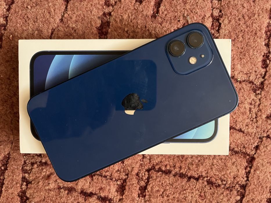 IPhone 12 ,128 Neverlock в хорошем состоянии