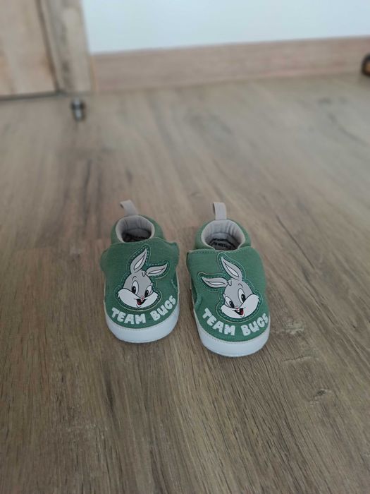 Buciki niemowlęce – rozmiar 18