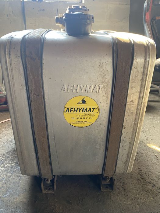 Продам бак гідравлічний