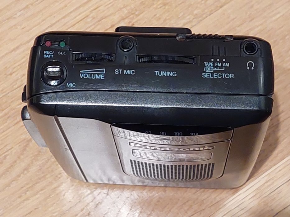 Кассетный плеер/диктофон Panasonic RQ-A170 с радио