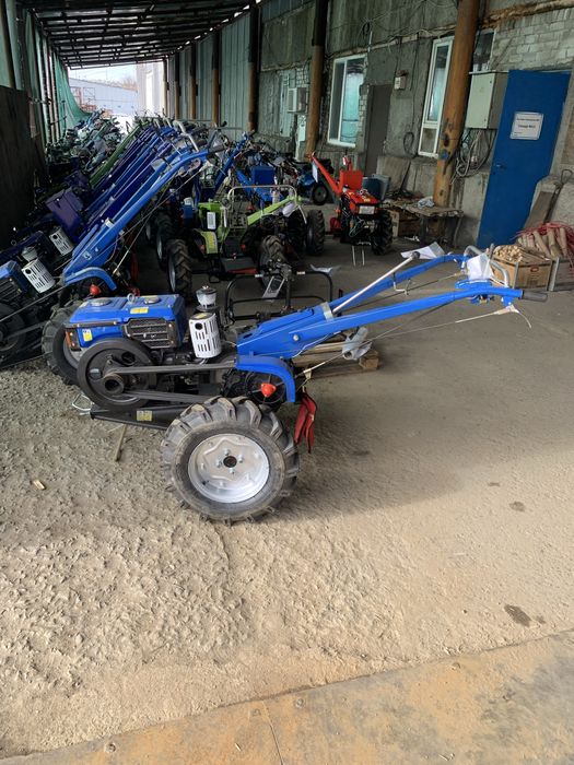 Мотоблок с фоезой