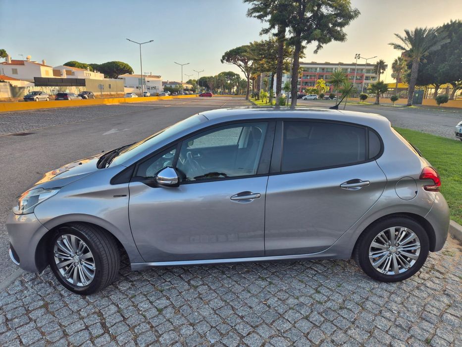 Peugeot 208 2019