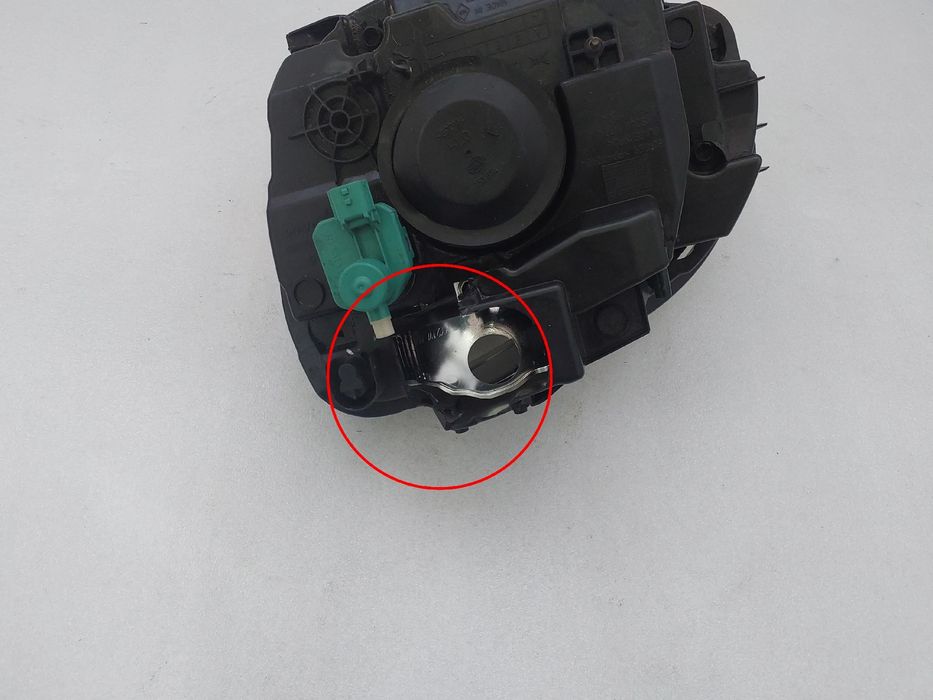 Ótica / farol direita RENAULT Twingo III (BCM_)