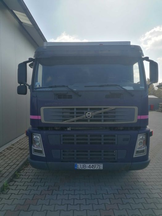 VOLVO FM9 4X2R 2005R 568926 KM