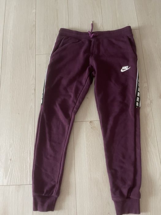 Штани жіночі Nike