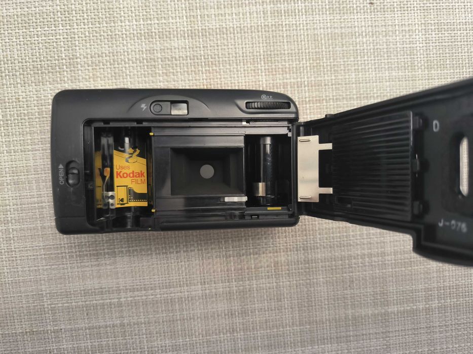 Плёночный фотоаппарат Kodak Star 200FF