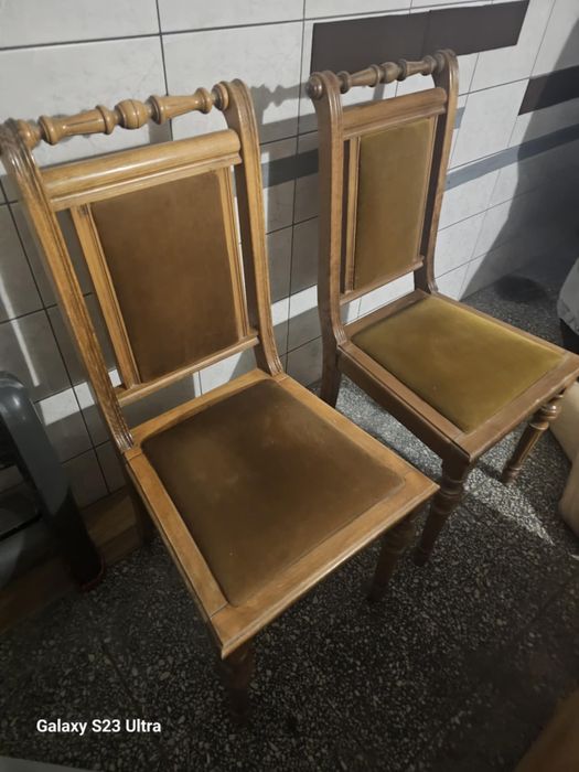 Krzesła salon /kuchnia  2 sztuki