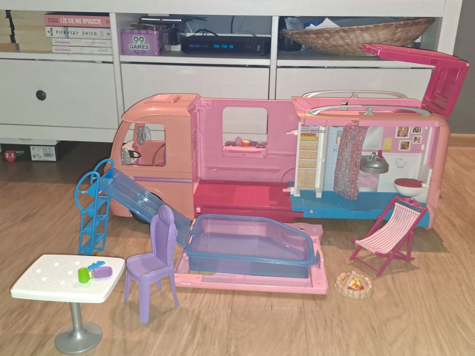 Duży Kamper Barbie