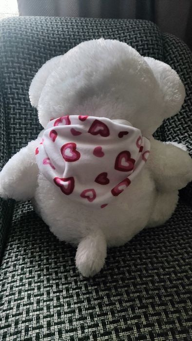 Медведь плюшевый большой