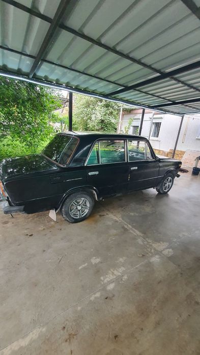 Продам ВАЗ 2106  Рік випуску 1991 Колір чорний