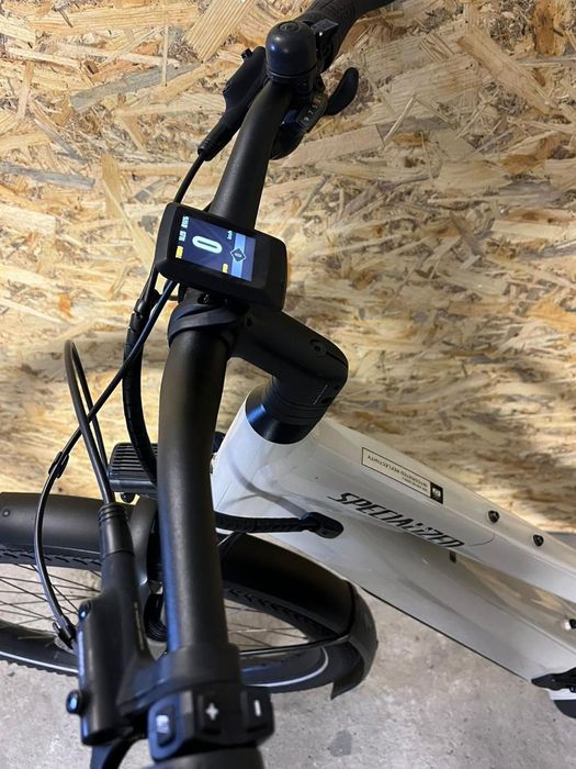 Продам електричний велосипед Specialized e-bike від Німецького вирб.