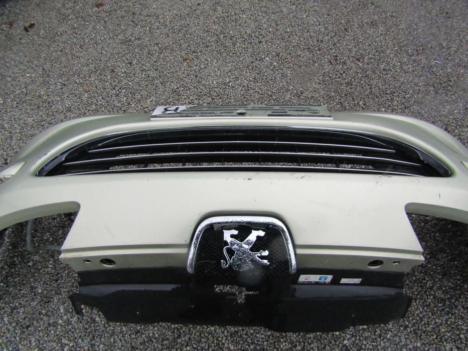 Para-choques Peugeot 407 ano 2005  (ver descrição)