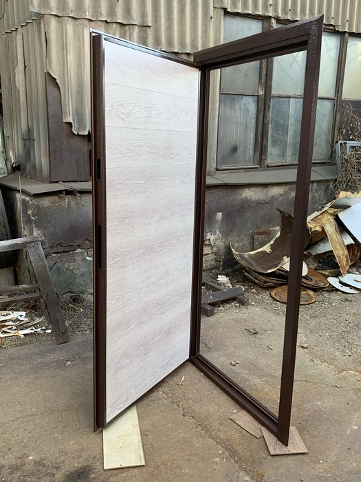 ДВЕРИ РЕСТАВРАЦИЯ старых кв.дом изг.НОВЫХ тех двери