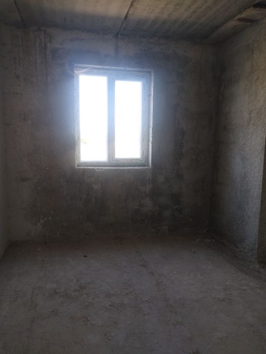 2 кімнатна квартира з мансардою готова до ремонту