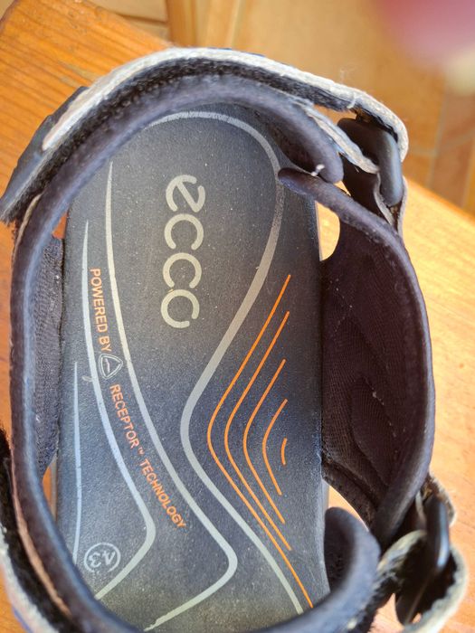 Sandálias para homem da Ecco