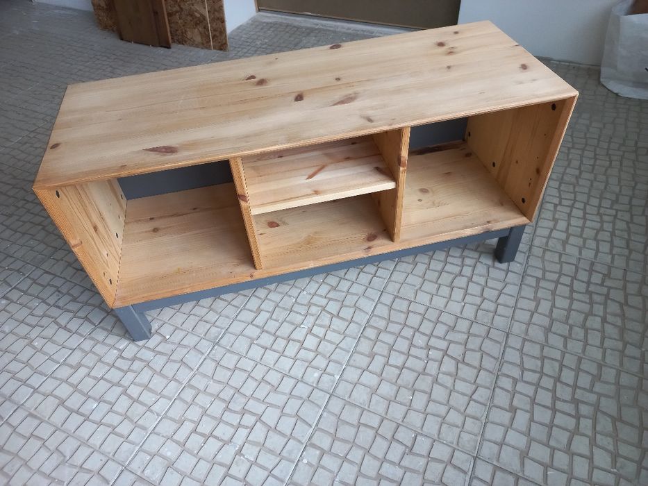 Movel de tv de madeira