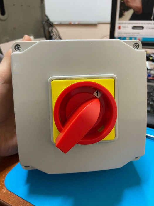 Пакетный переключатель LK40/4.322-ОК/45 в корпусе, 0-1-2, 40А, IP44