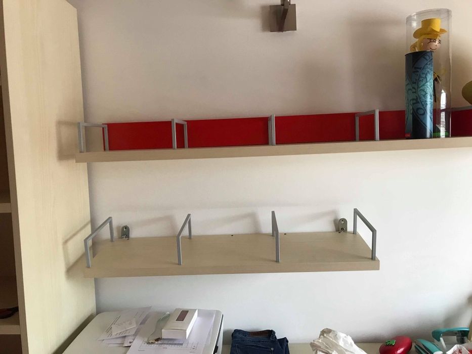 Quarto adolescente completo