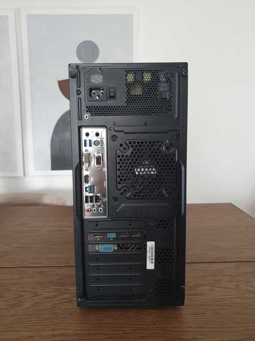 Intel 9th Gen Gaming Computer510655838291251200