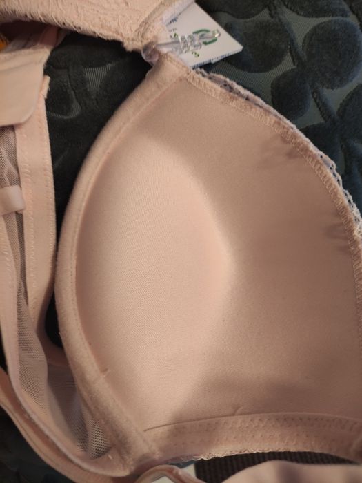 Biustonosz - bielizna damska