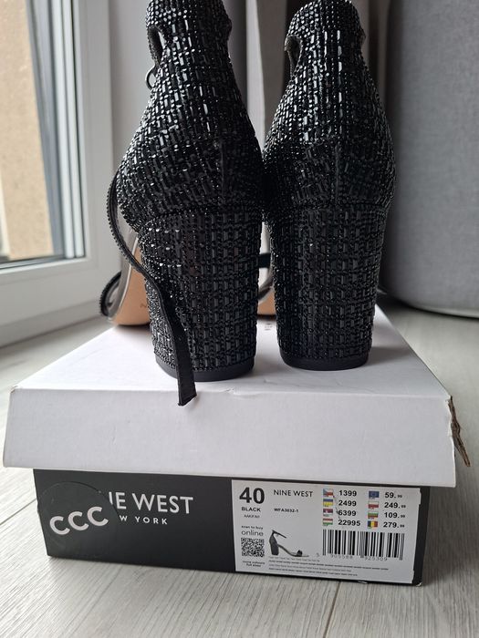 Sandały rozm.40 Nine West