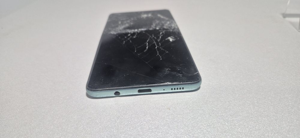 Продам телефон Samsung A71