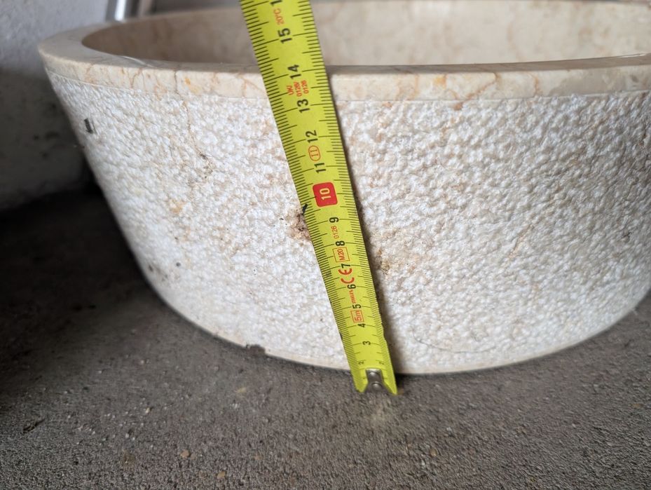 Lavatório/pia em pedra