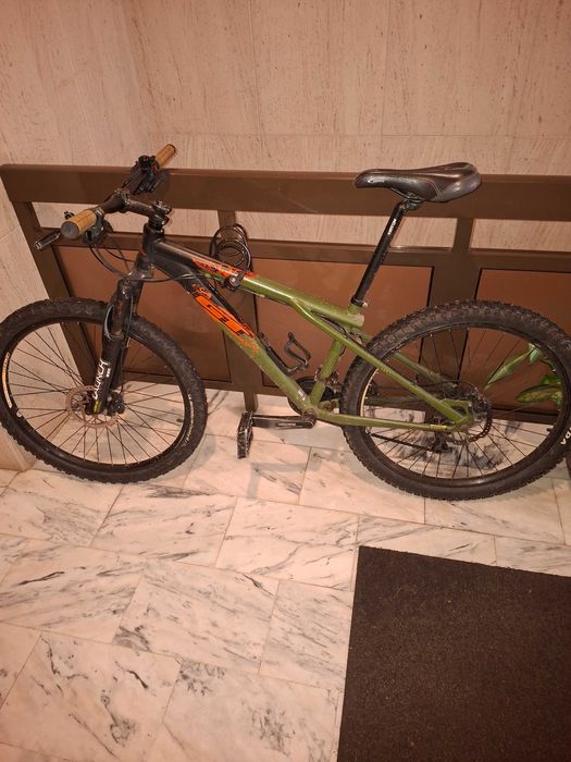 Bicicleta GT par dirt