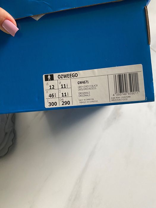 Buty Adidas Ozweego r.46 2/3 nowe