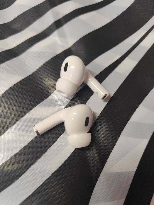 AirPods pro 2 абсолютно нові