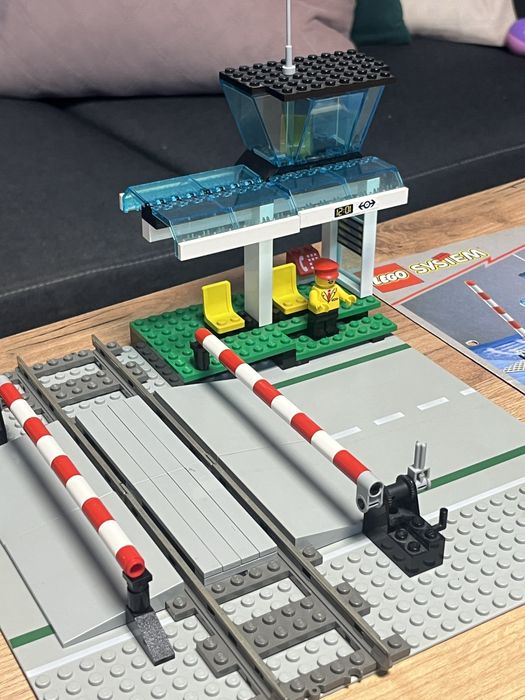 Lego system przejazd kolejowy 9v 4532